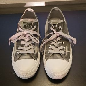 EUC Converse All Star Shoes - Size M7/W9